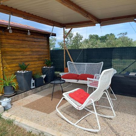 Holiday House Romi Pula Bagian luar foto