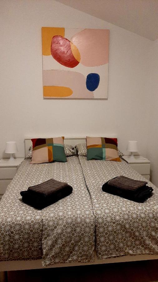 Holiday House Romi Pula Bagian luar foto